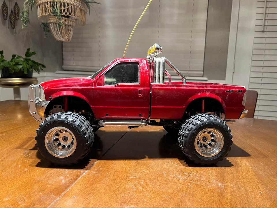 Tamiya High Lift F350 RC with Futaba 4YWD 4-Channel Attack 2.4GHz Transmitter