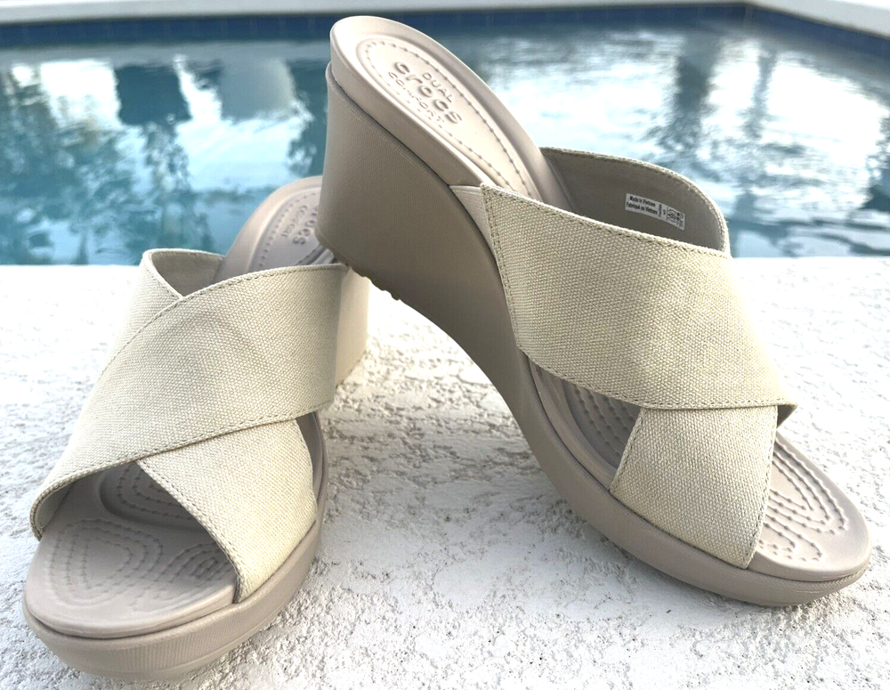 Crocs Criss Cross Wedge Sandal Slip On Beige Canvas Uppers 3.25