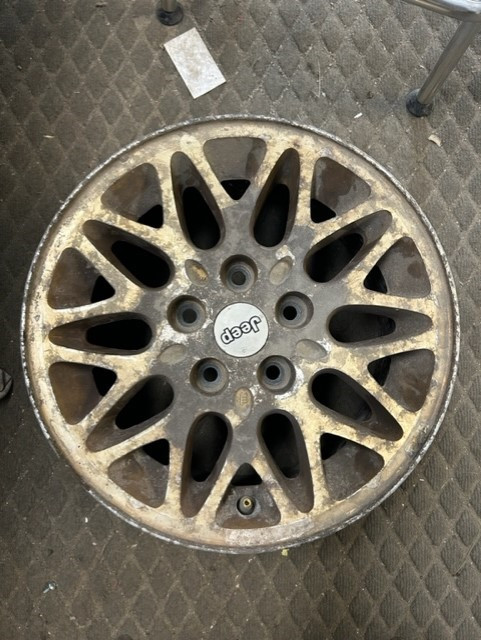Wheel 15x7 Aluminum 10 Spoke Tear Drop Fits 97-99 CHEROKEE 503027
