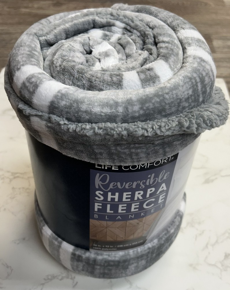 Life Comfort Reversible Sherpa Fleece Queen Blanket in Gray