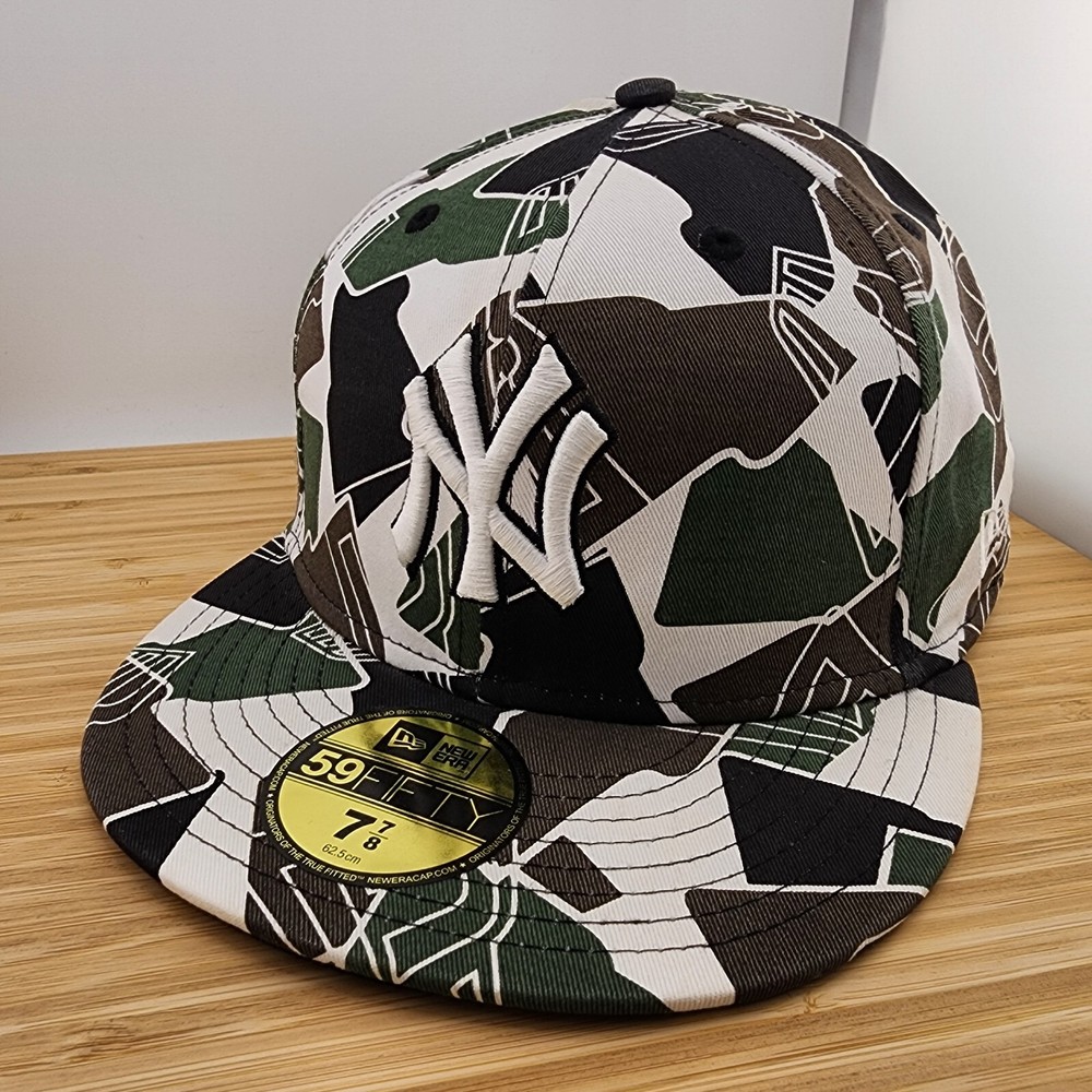 New York Yankees Fitted Hat, Geometric Camo, 100% Cotton, New Era 5950, Sz 7 7/8