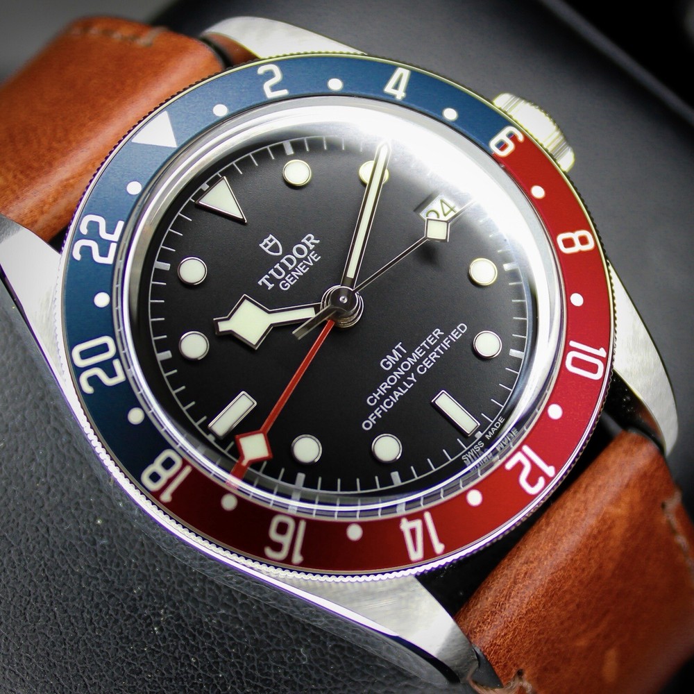 TUDOR Black Bay GMT Pepsi 41mm Black Dial Watch with Box Papers