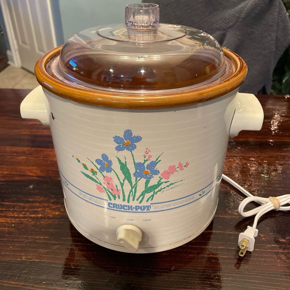 Vintage 80s Rival Crock Pot Slow Cooker 3.5 Qt Floral Stoneware Model 3100P