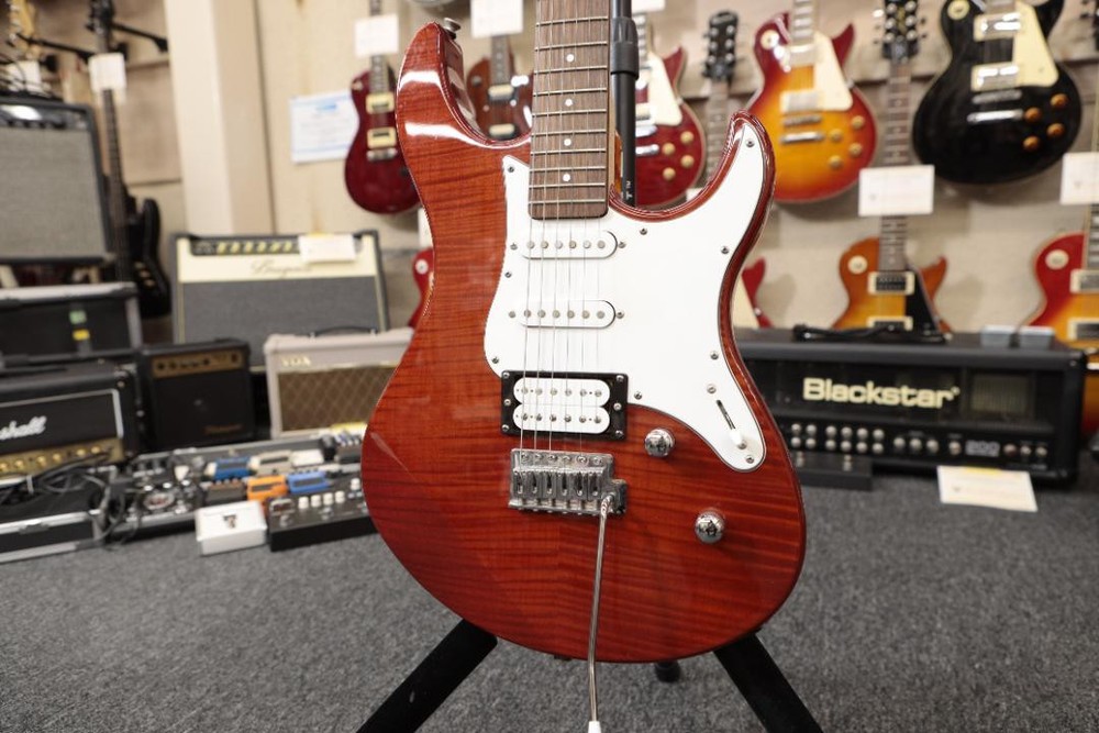 YAMAHA Pacifica PAC212VFM Electric Guitar with Safe Packing