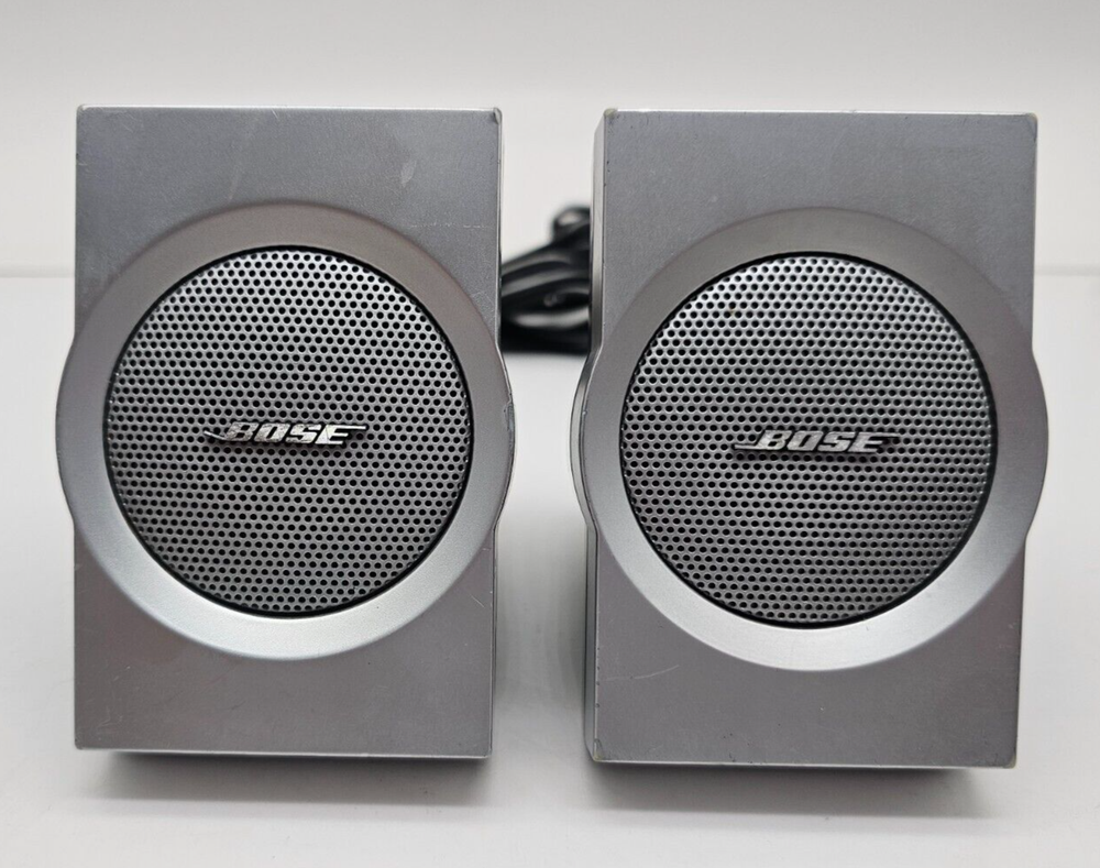 Altavoces multimedia para computadora Bose Companion 3 Serie 1