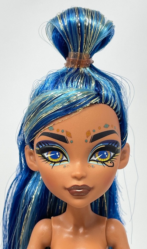Monster High G3 Golden Glam Beauty Gore-Ganizer Cleo De Nile Nude Fashion Doll