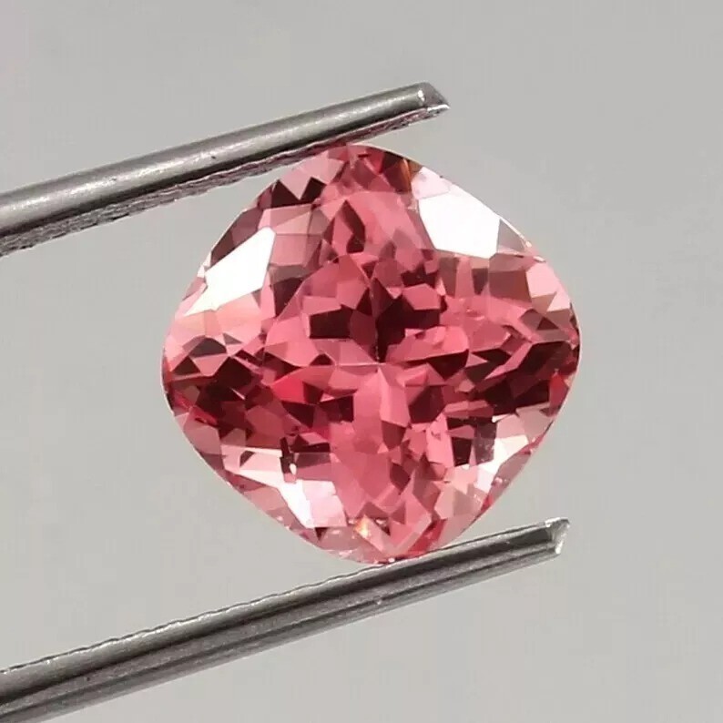 Superb 9-11Ct Radiant Cut Yellow Sapphire Loose Gemstone Certified