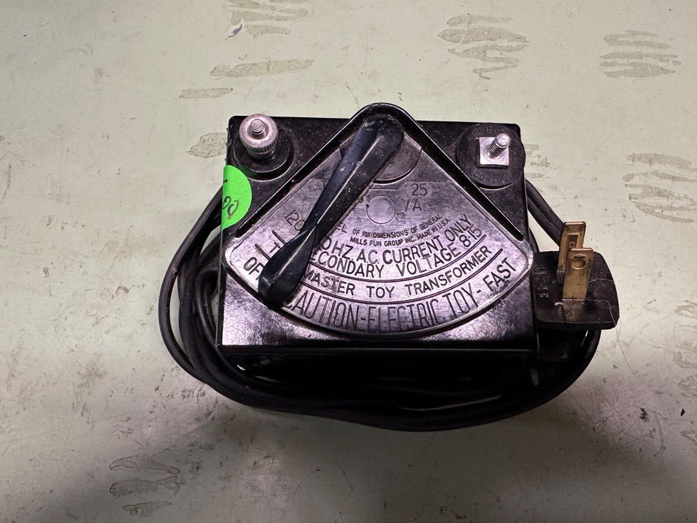 LIONEL TRANSFORMER TESTED AND WORKS #2