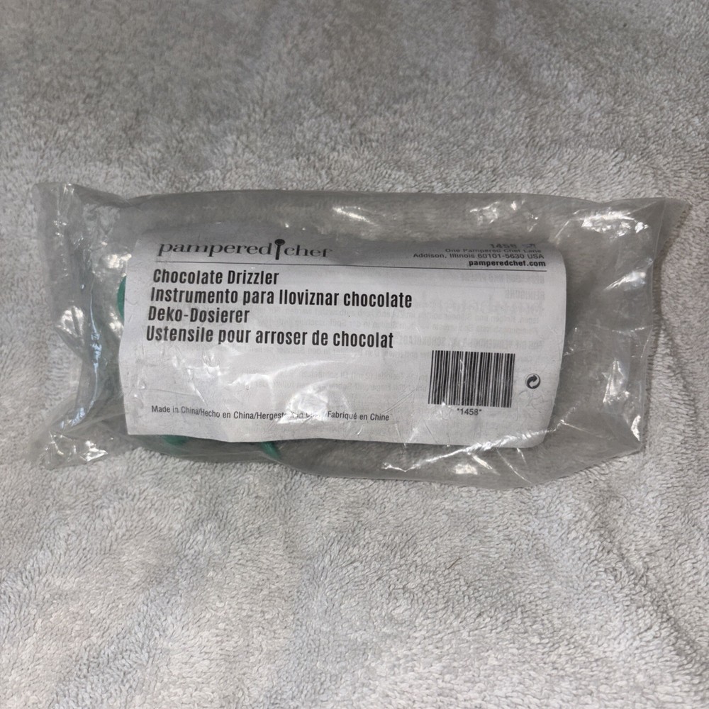 Pampered Chef Teal Green Chocolate Drizzler Tool #1458 New in Sealed Package Baking Accessory  