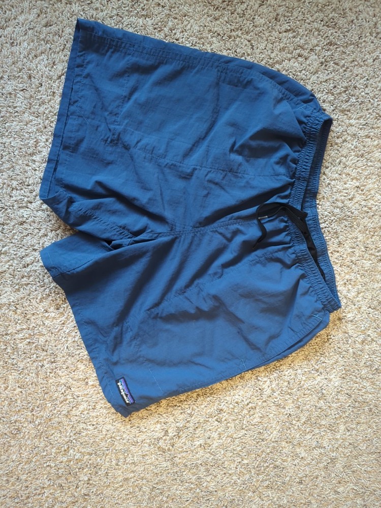 Patagonia Mens Medium Blue Swim Trunks Board Shorts Mesh Liner 6 Inch Inseam