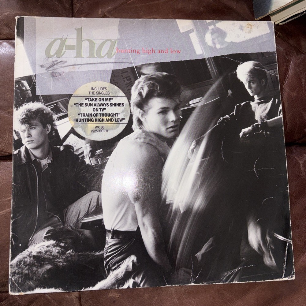 A-ha Hunting High and Low Vinyl Record Album Pop 1985 WX30 (VG/VG+)