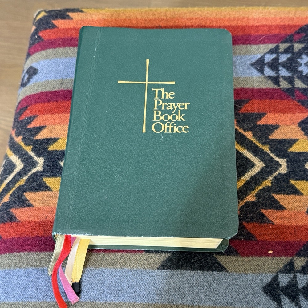The Prayer book office Seabury Press Soft Cover Christian 1980