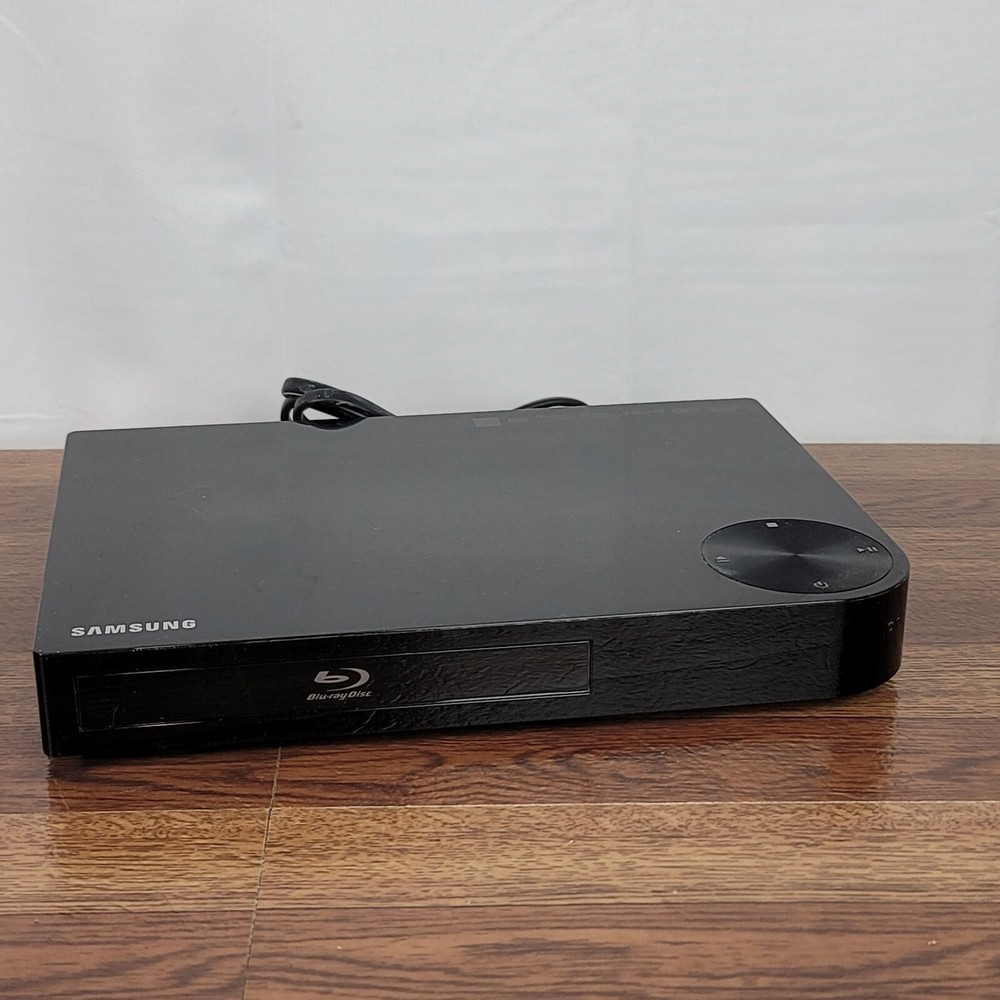 Samsung Blu-Ray DVD Player BD-E5400 WiFi Built-In NO Remote. Tested/working
