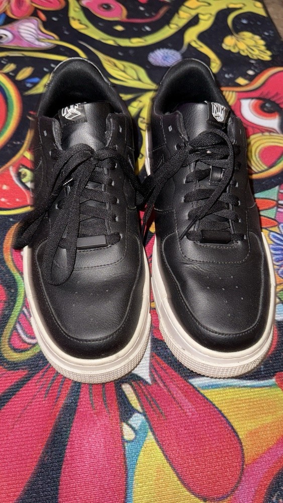 Limited Edition Nike Air Force Ones Sneakers UNISEX 11 womens 8.5 mens