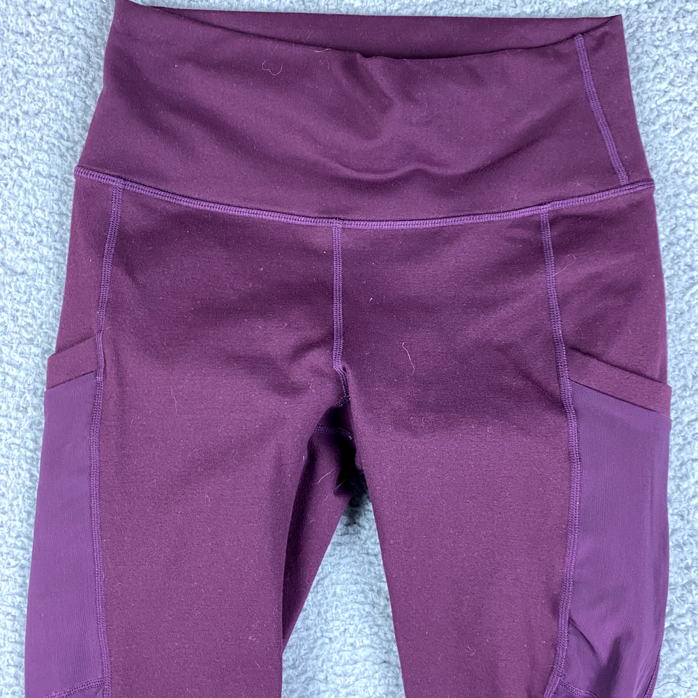 Fabletics Womens XS Powerhold High Waisted Yoga Capri Leggings Boost Fit