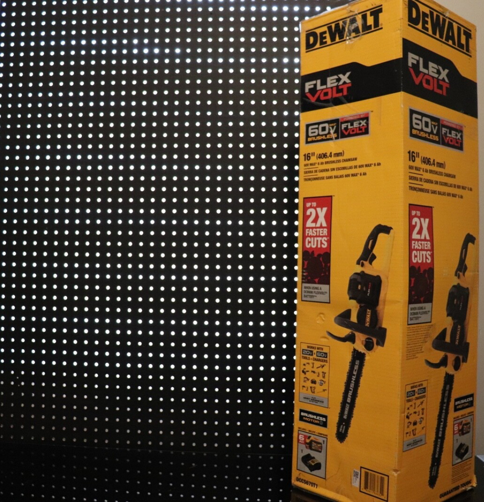 DEWALT 60V MAX 16-Inch Brushless Chainsaw Kit DCCS670T1 Tool Only