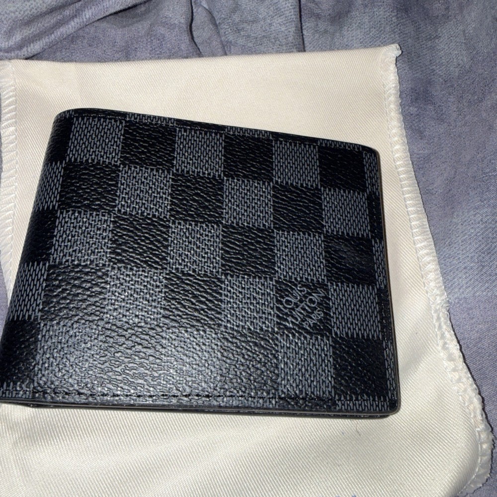 LOUIS VUITTON Damier Graphite Multiple Bifold Wallet