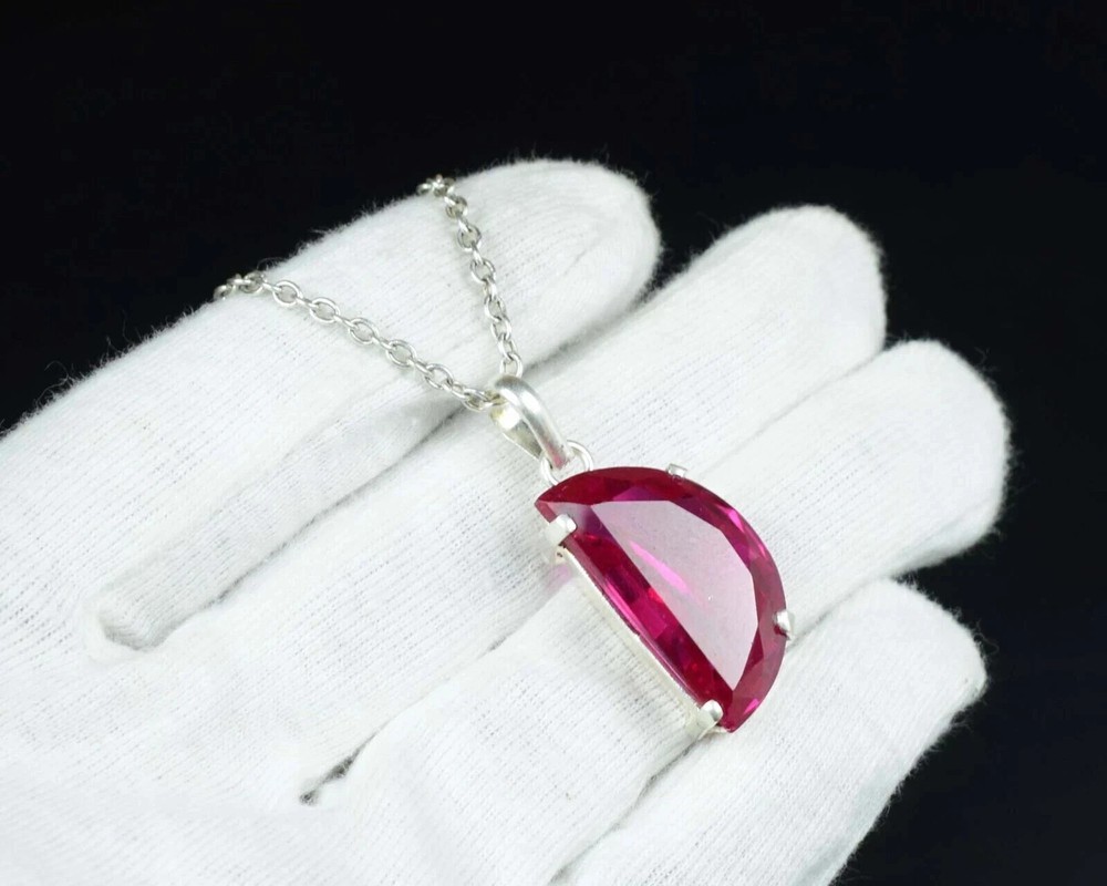 35Ct Natural Pink Sapphire Loose Gemstone in 925 Silver Pendant