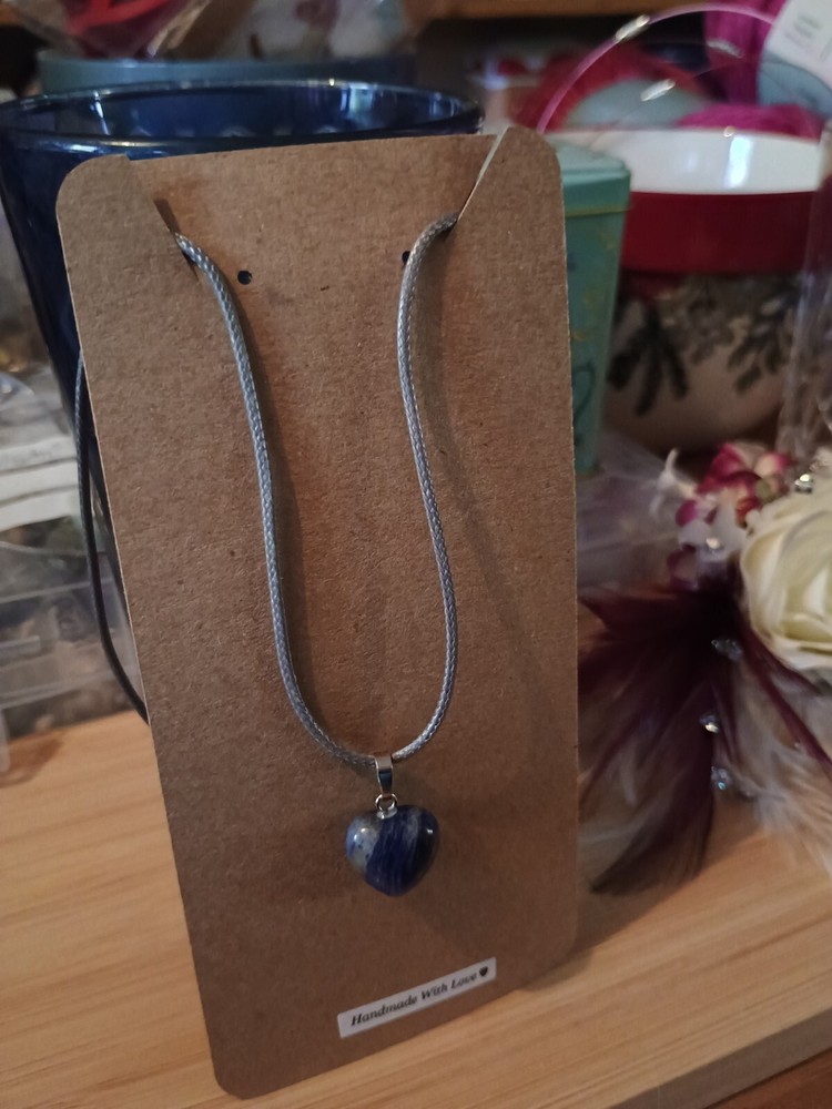 Necklace -Dangle Drop Choker Necklace - Heart Gemstone