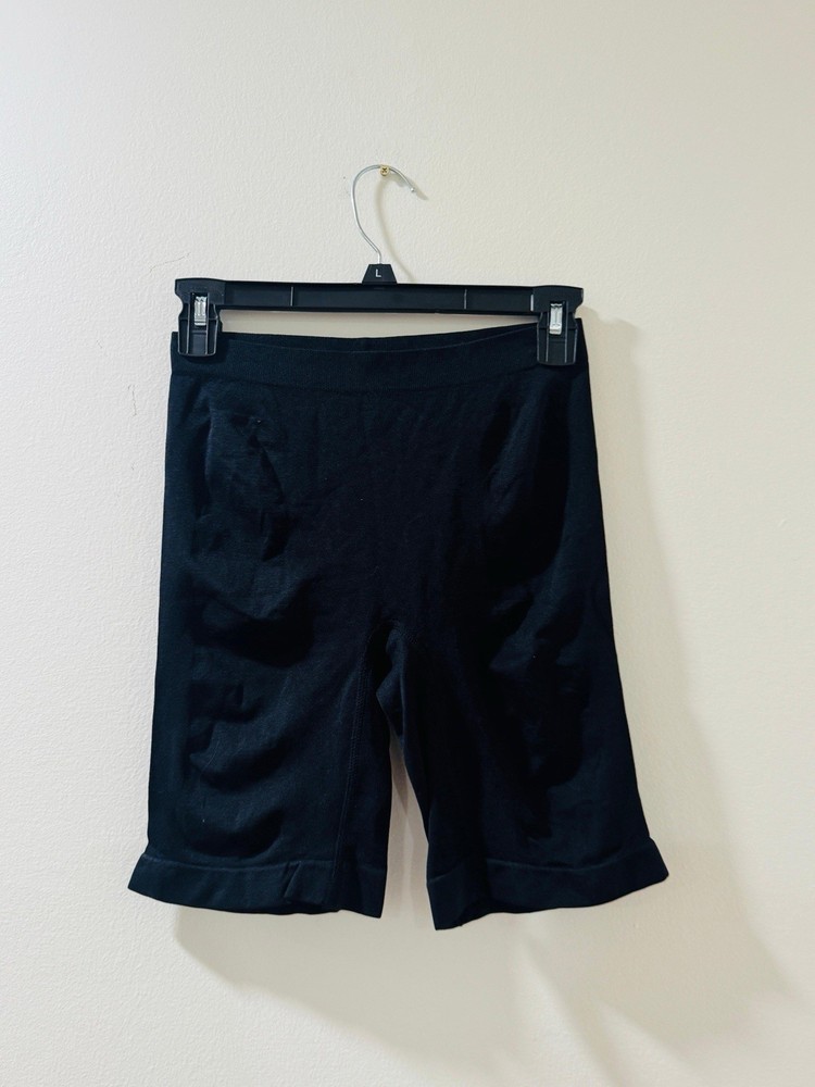 NEW Marilyn Monroe Intimates, Color Black Size 1XL  Shapewear Medium Compression