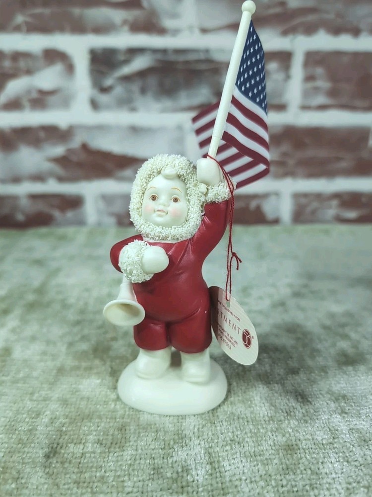 Dept 56 Snowbabies Babies on the Farm God Bless America Figurine 67519 Flag USA