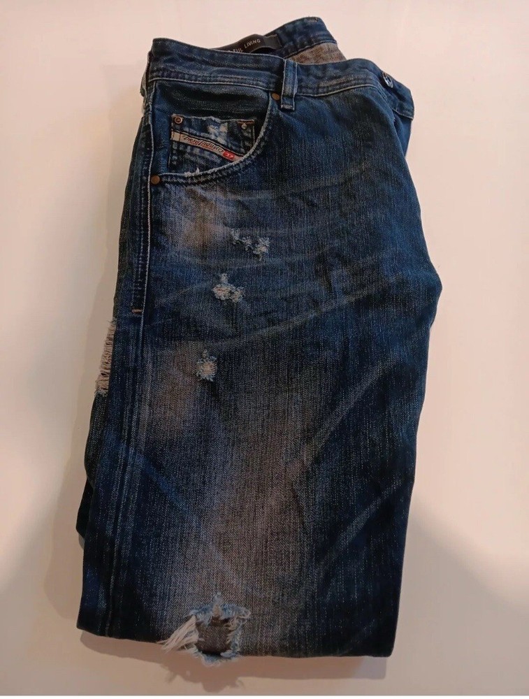 Distressed Diesel jeans men 32