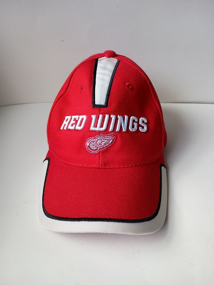 Detroit Red Wings Embroidered one size fits all  hat *RARE* SPL 28