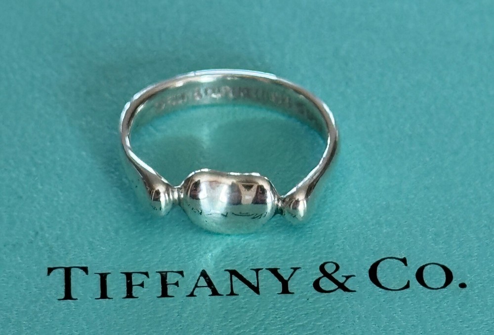 Tiffany & Co.  Elsa Peretti Bean Ring Sterling Silver 925 Size 5 US