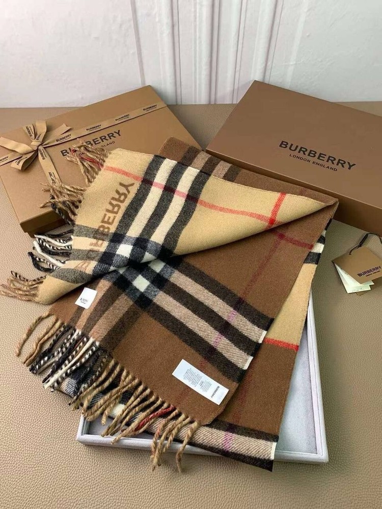 Burberry camel-check cashmere scarf, double-sided, 30*168cm