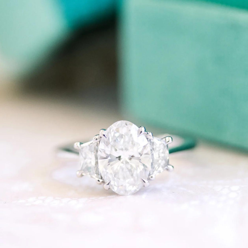 IGI 2.70 Ct Oval Cut Lab Created Diamond Wedding Ring in 18k White Gold  5 6 7