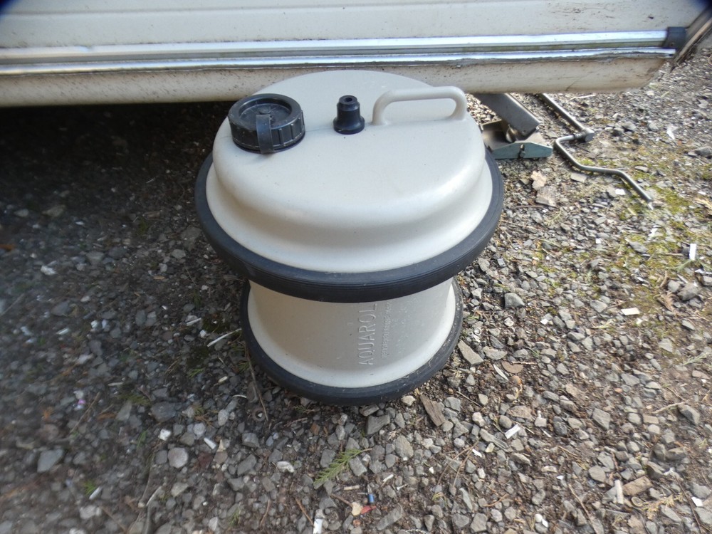 Caravan Aquaroll fresh water bottle no handle great as a spare