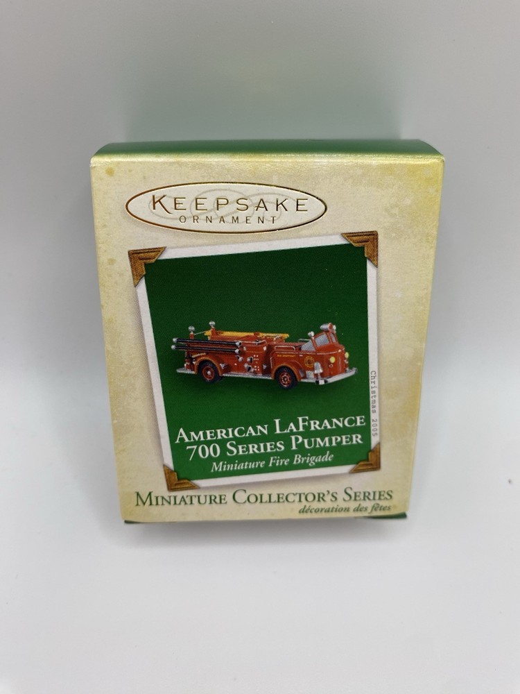 2005 Hallmark Keepsake Miniature American LaFrance 700 Series Pumper Truck New Unread