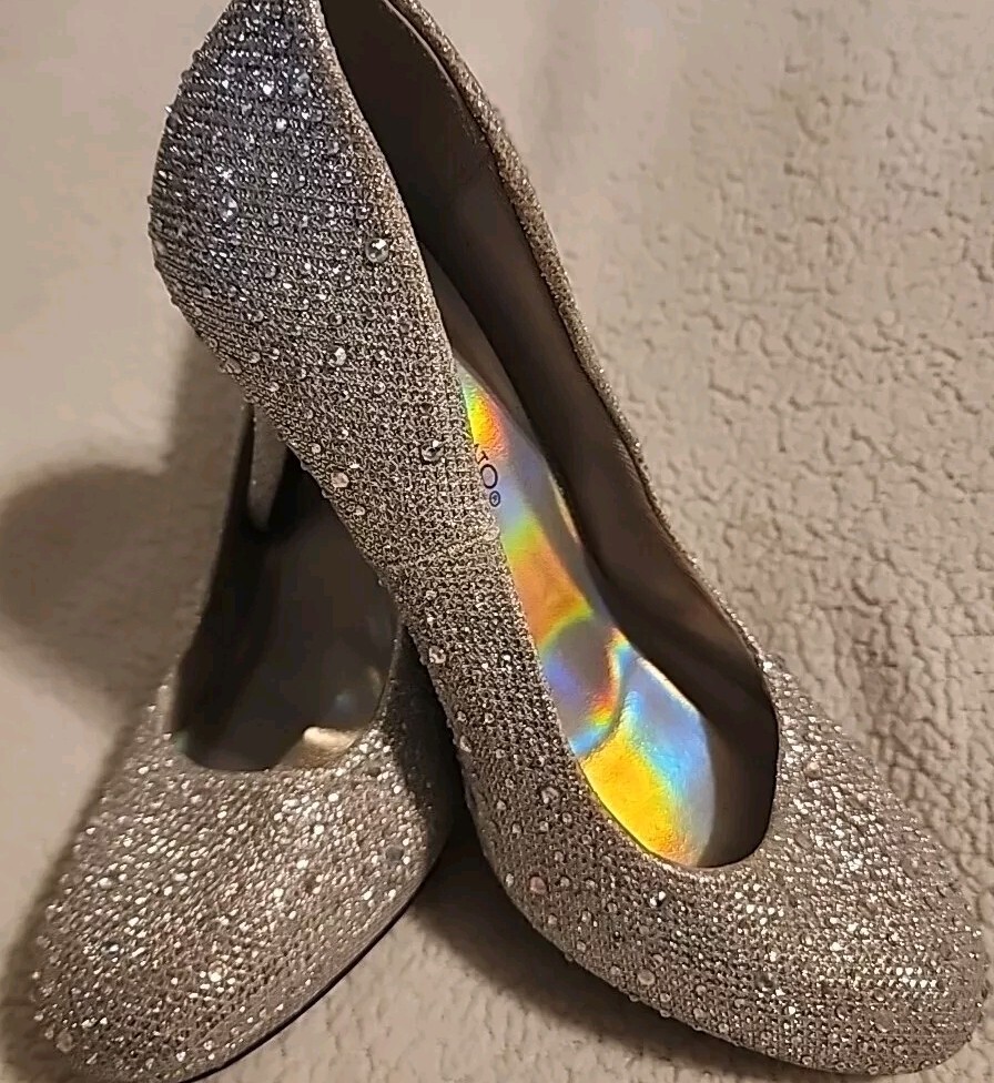 Vintage Hot Tomato Silver Sparkly Glitter Pumps Heels 7M 7 3.5 Holiday Fireworks