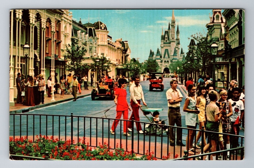 Vintage Walt Disney World Main Street USA Antique Postcard Orlando Florida  