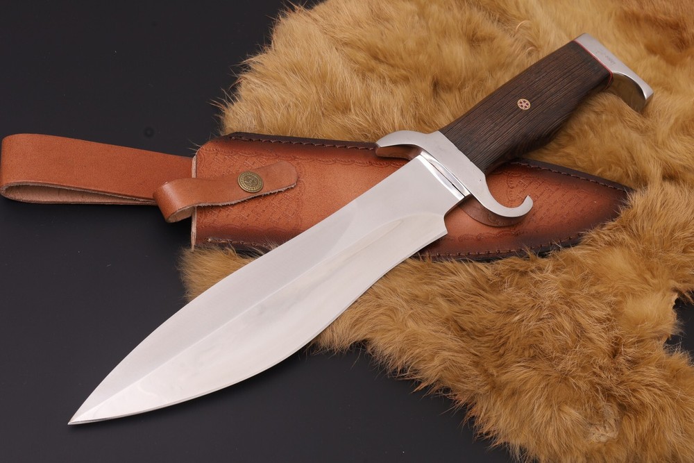 HEAVY DUTY HAND MADE D2 STEEL BLADE BOWIE HUNTING KNIFE WITH MICRTA HANDL# H-421