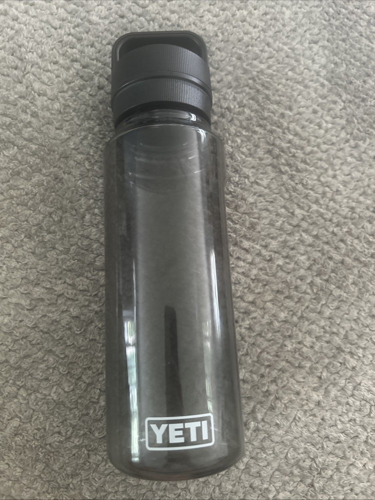 YETI Yonder Water Bottle with Chug Cap Charcoal 34 Oz / 1 L  - Brand New