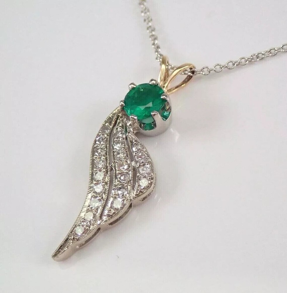 Stunning 14K White Gold Plated Oval Simulated Emerald Pendant for Women