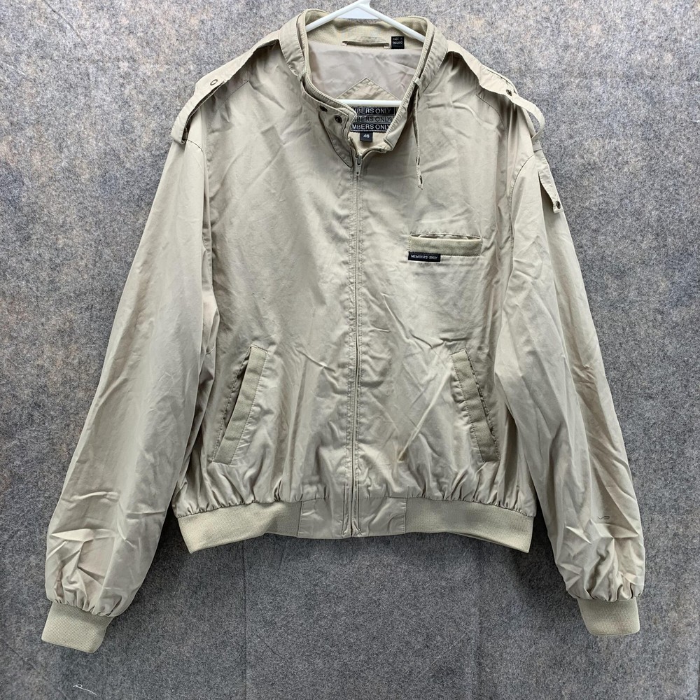Men's Members Only Khaki Windbreaker Jacket Size 46 Full Zip Pockets Polyester Outdoor Wear-image
