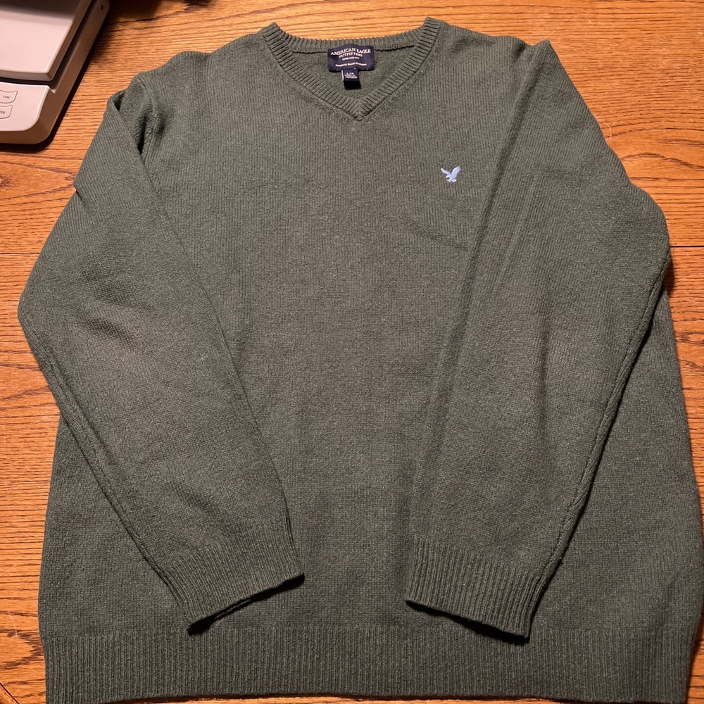 American Eagle Outfitters Size Large Men’s Green Sweater Pull Over