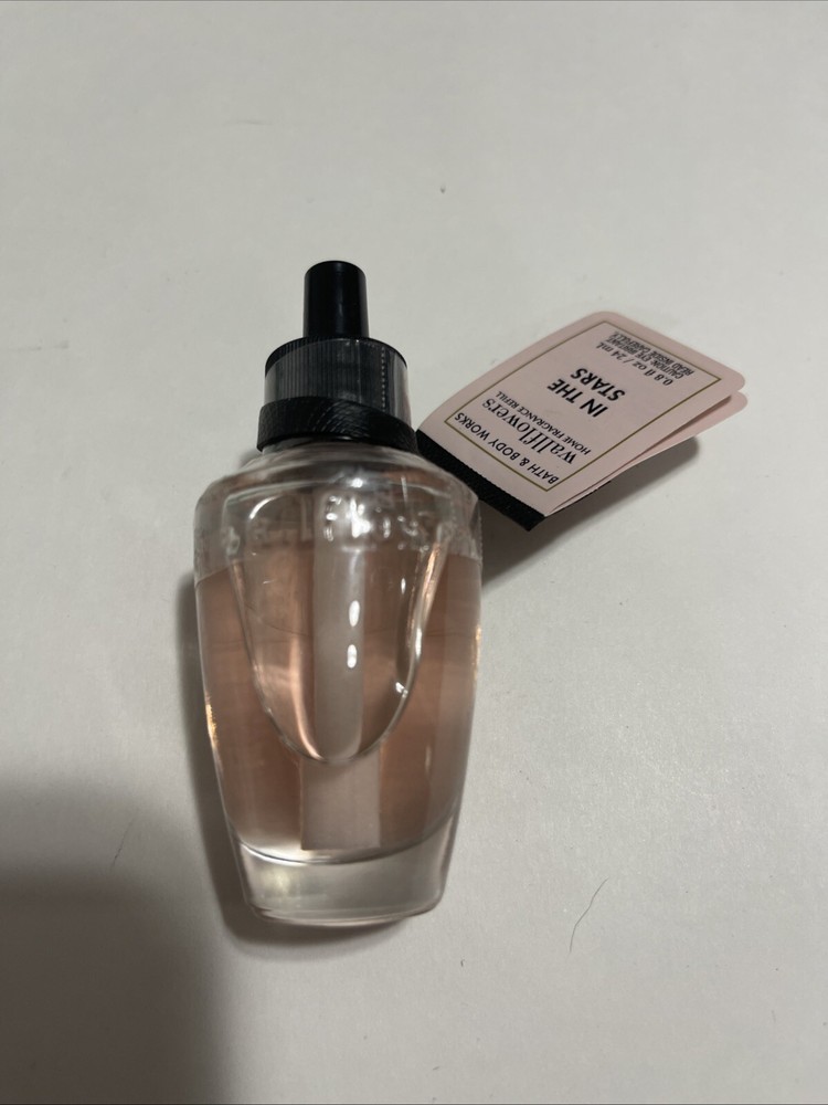 1 BATH & BODY WORKS WALLFLOWERS REFILLS In The Stars NEW