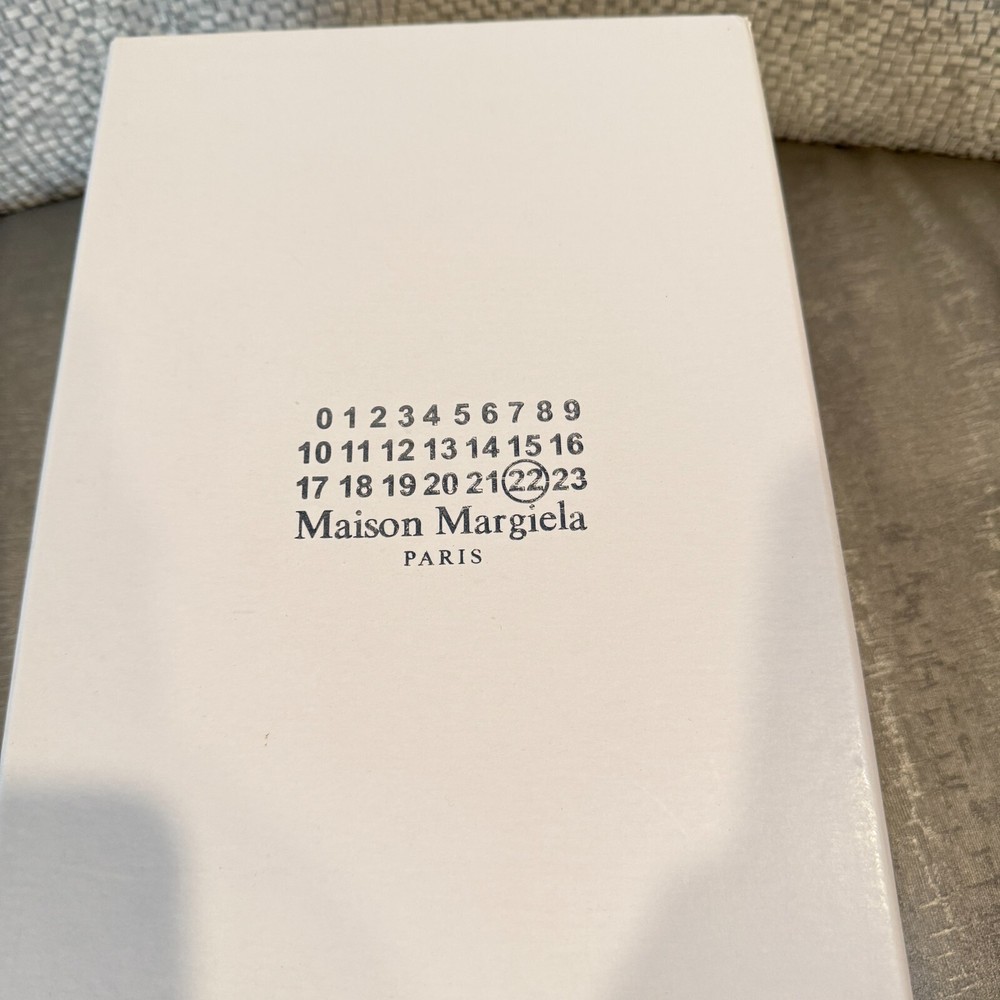 Maison Margiela Paris Replica Sneakers Empty Box