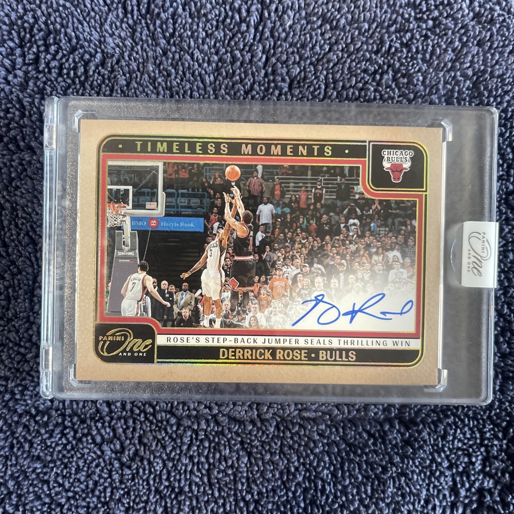 DERRICK ROSE 2024-25 PANINI ONE AND ONE TIMELESS MOMENTS AUTO GOLD 1/5 BULLS