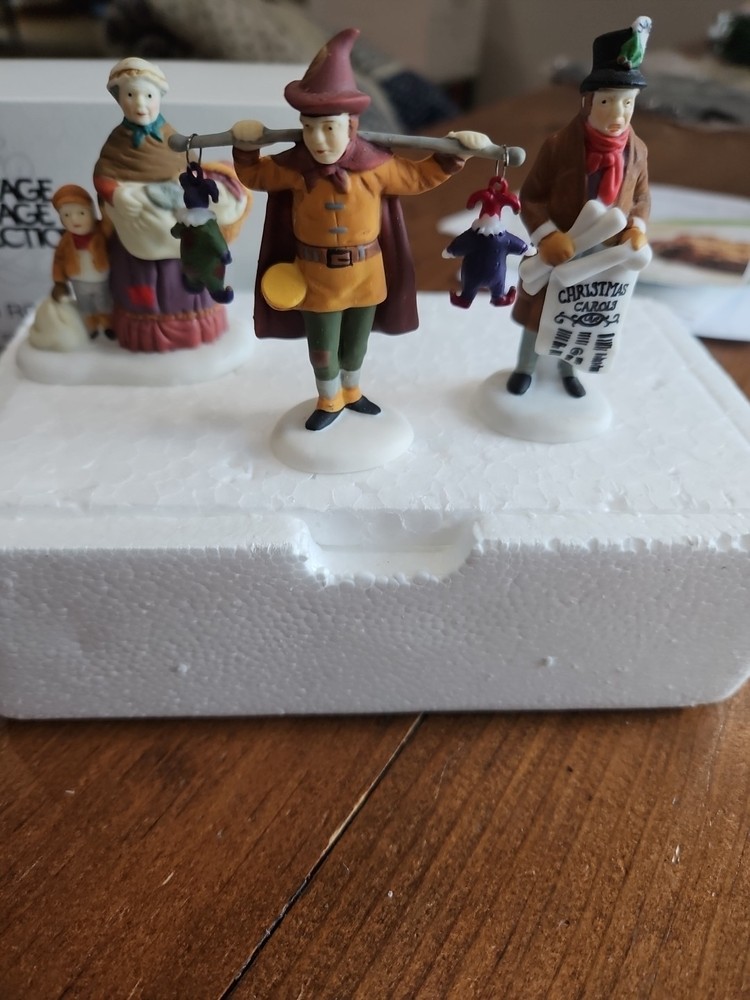 Vintage Department 56 Heritage Village 1994 Portobello Road Peddlers Set- 3