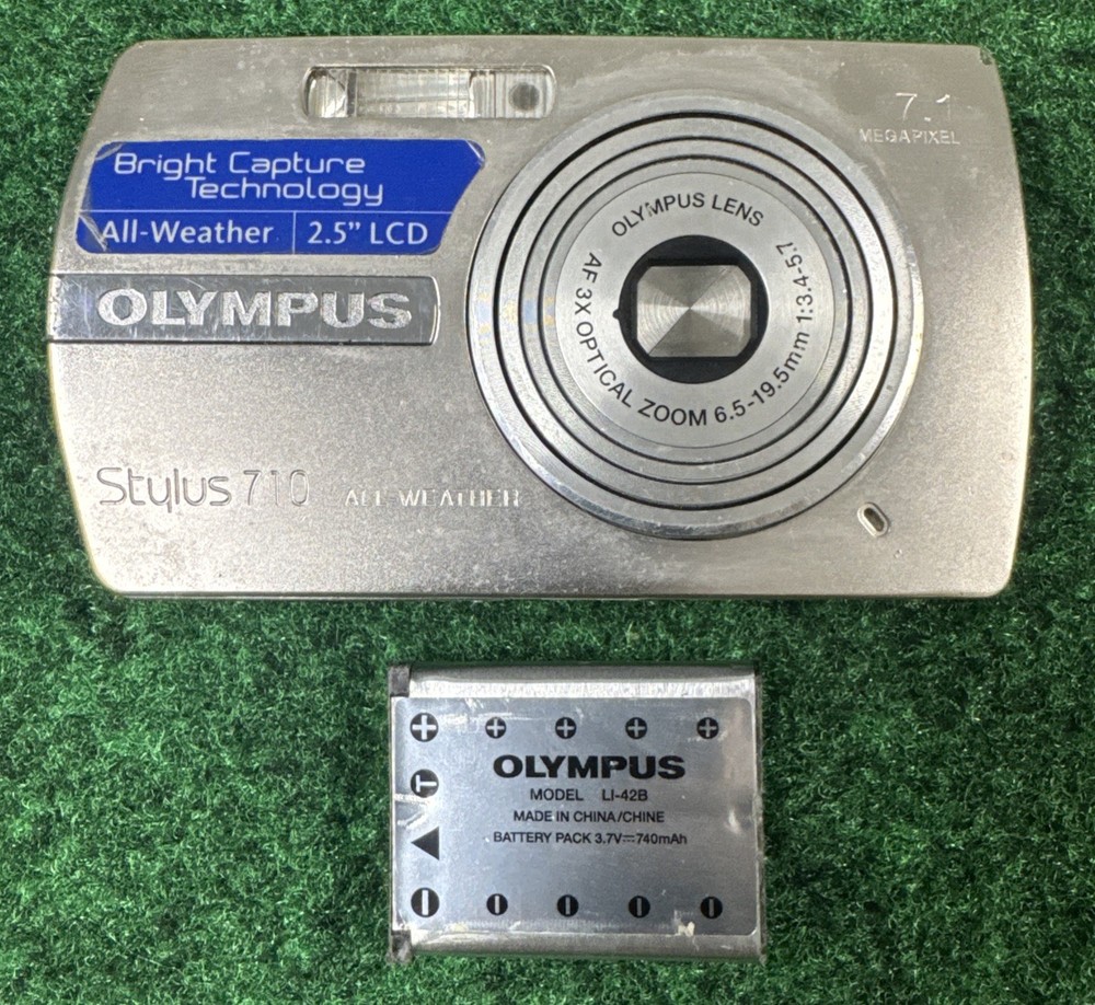 Olympus Stylus 710 7.1MP Digital Camera - Silver (225760)