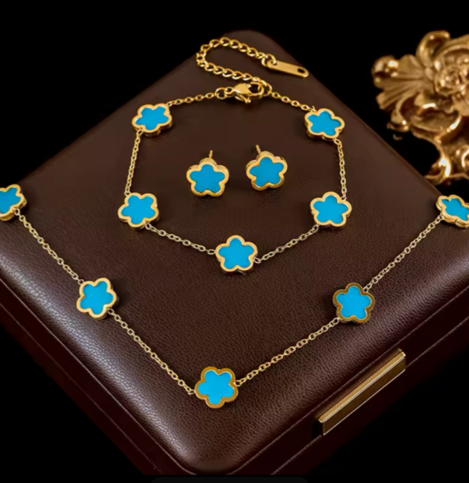 3pc Five Leaf Clover Gold Plated Stainless Steel Necklace Set Tarnish Free