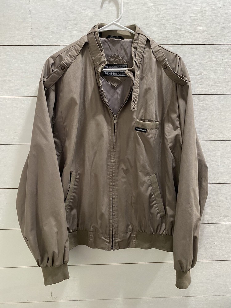 Men's Extra Large Beige Bomber Jacket - Members Only Full Zip Collar Coat-image