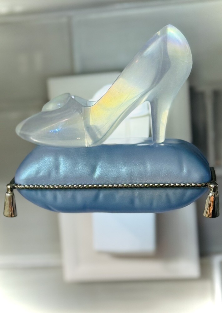 Bath & Body Works Disney Cinderella Wallflower Plug with Nightlight