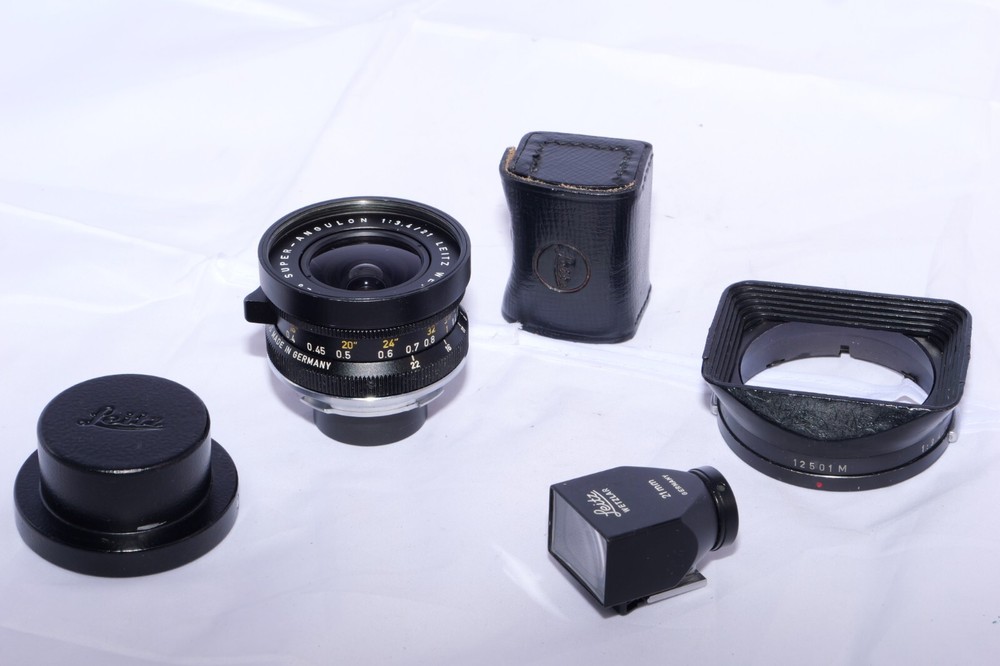 Leica Super Angulon-M 21mm f3.4 vintage lens. 12501 Hood. Leitz 21mm Finder.