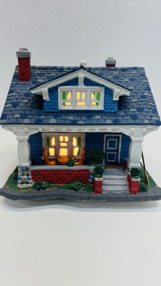 Lemax Harvest Crossing “Caldwell Cottage” 05031 Retired 2010 RARE AND NEW !