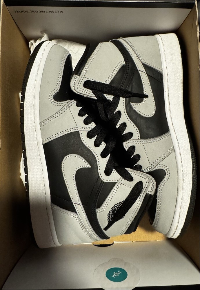 Nike Air Jordan 1 Retro High Shadow Sneakers in Black and Gray